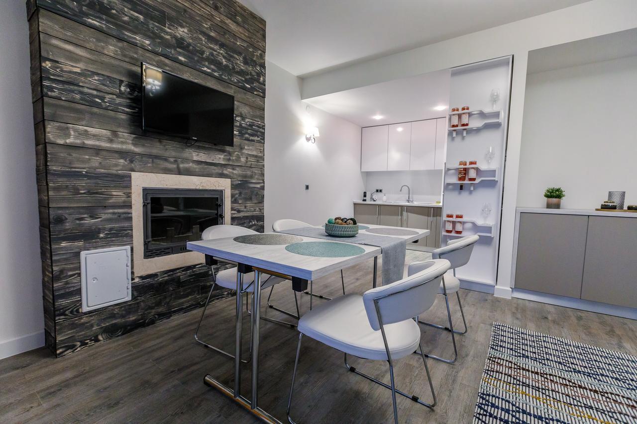 Pine Woods Apartment A43 In Silver Mountain Пояна Брашов Екстериор снимка